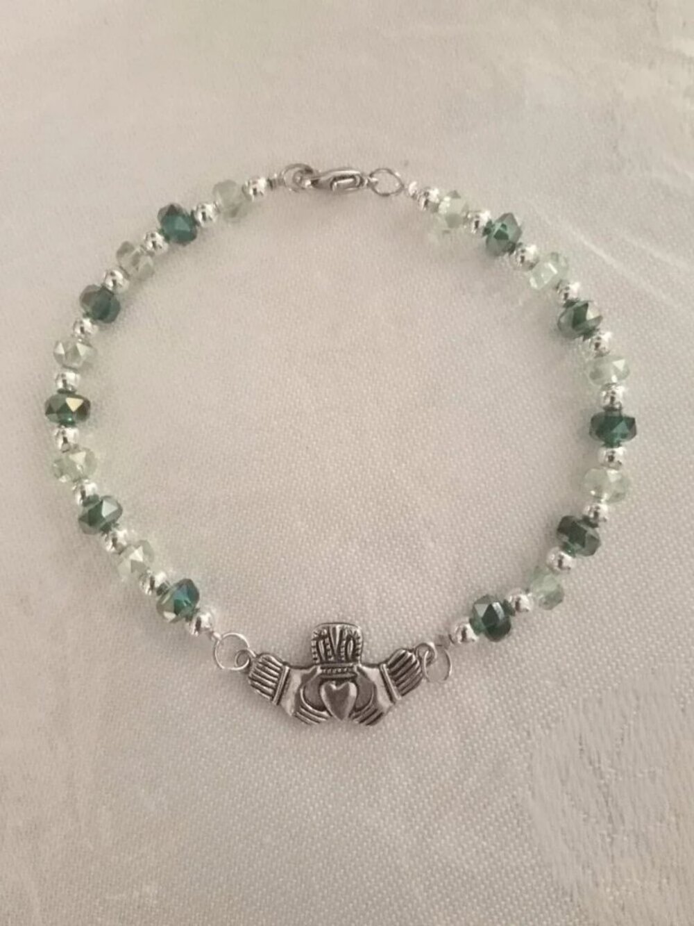 Irish Claddagh Bracelet - NWOT
